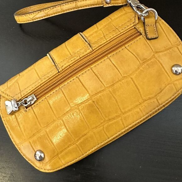 kathy van zeeland purse Wristlet And Crossbody Strap Yellow Faux Croc Bag Lock - Picture 5 of 14
